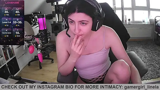 Gamergirl-Linela online show from 05.15.26