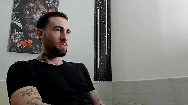 Luke davis01 online show from 02.20.25