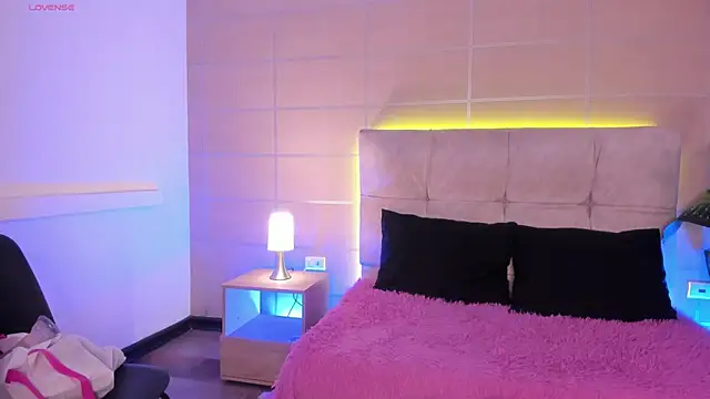  michonne  online show from 11.06.25