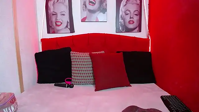 Tiana Ebony18 online show from 05.04.26