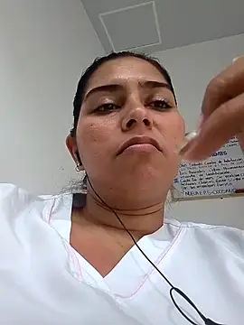 yess Hotnurse online show from 03.04.25