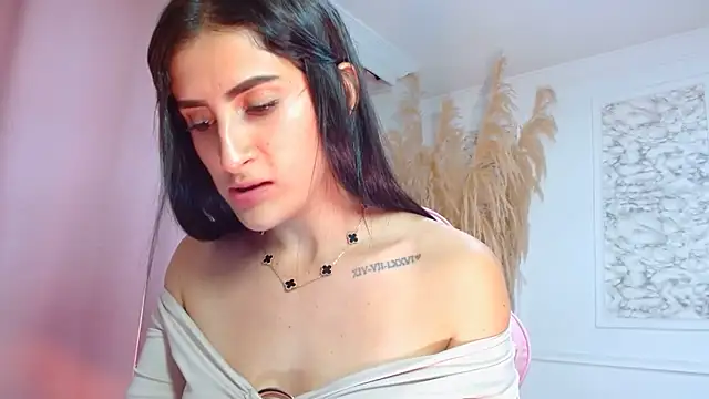 Danella houston online show from 06.20.26