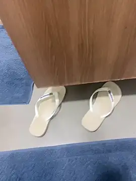 Snapshot of SabredLetdown chatting on 11.11.25 SabredLetdown online show from 11.11.25