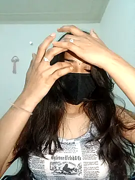 Snapshot of shnaz_1 chatting on 02.13.26 shnaz 1 online show from 02.13.26