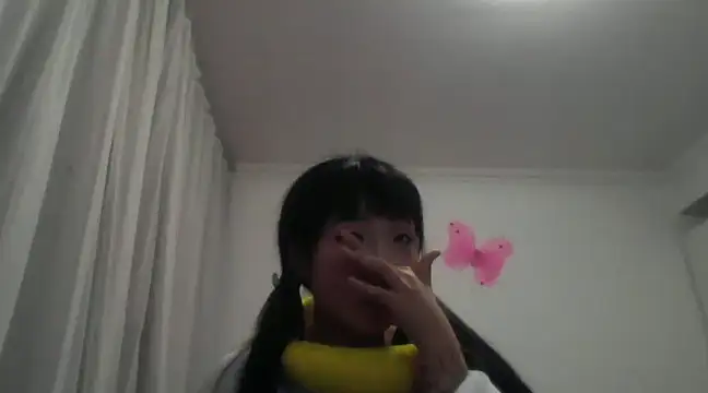 Snapshot of vi-vi-11 chatting on 02.25.25 vi-vi-11 online show from 02.25.25