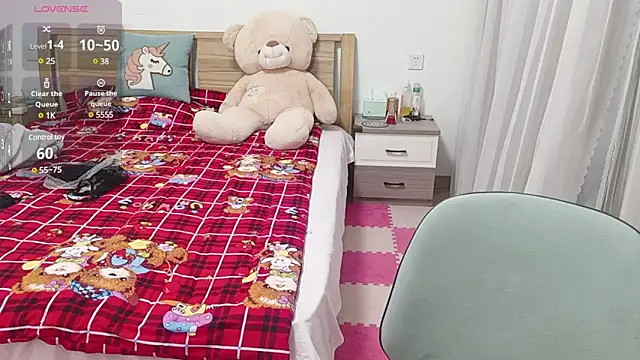 Snapshot of vi-vi-11 chatting on 03.04.25 vi-vi-11 online show from 03.04.25