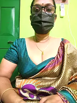 niiveditha online show from 02.24.25