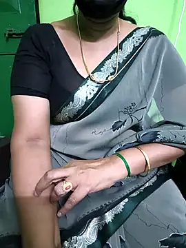 niiveditha online show from 03.13.25