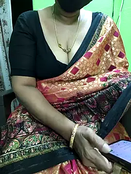 niiveditha online show from 10.13.25