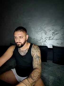 Snapshot of Bakws chatting on 09.17.25 Bakws online show from 09.17.25