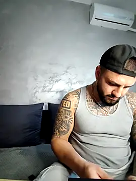 Snapshot of Bakws chatting on 10.20.25 Bakws online show from 10.20.25