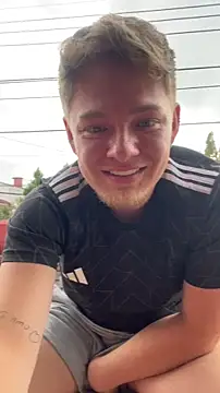 Snapshot of Angel_Montiell chatting on 11.05.25 Angel Montiell online show from 11.05.25