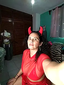 Snapshot of Shakirita chatting on 10.27.25 Shakirita online show from 10.27.25