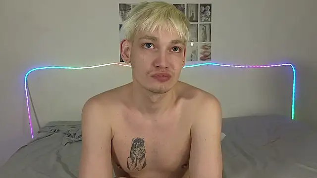 Snapshot of Julian_wins chatting on 03.22.26 Julian wins online show from 03.22.26