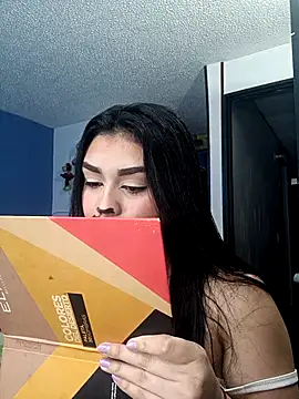 Snapshot of soy_valu chatting on 11.02.25 soy valu online show from 11.02.25