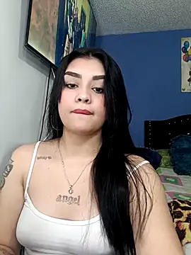 Snapshot of soy_valu chatting on 11.24.25 soy valu online show from 11.24.25