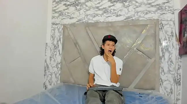 LucioDelDuque online show from 02.20.25