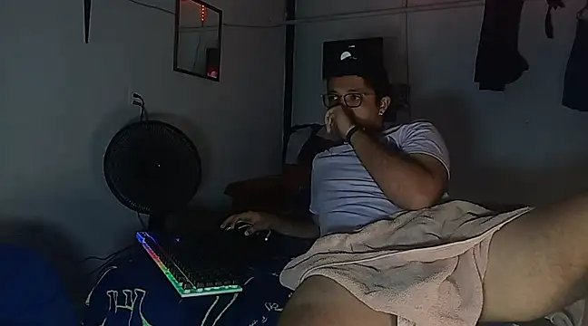 Snapshot of Diegovilla20 chatting on 03.22.25 Diegovilla20 online show from 03.22.25