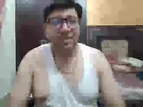 innocentboy1987 online show from 02.17.25