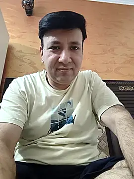 innocentboy1987 online show from 05.04.26