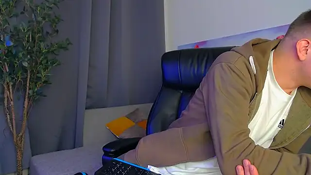 Ryker Seen online show from 03.08.25