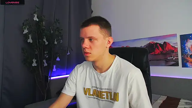 Ryker Seen online show from 03.20.25