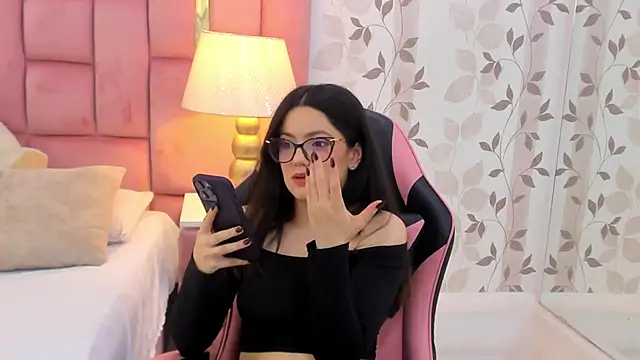 Snapshot of ArianaFranco chatting on 02.11.26 ArianaFranco online show from 02.11.26