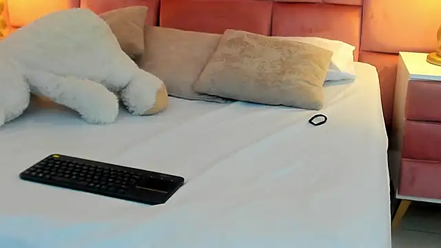 Snapshot of ArianaFranco chatting on 02.27.26 ArianaFranco online show from 02.27.26