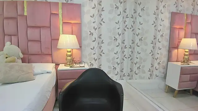 Snapshot of ArianaFranco chatting on 03.05.26 ArianaFranco online show from 03.05.26