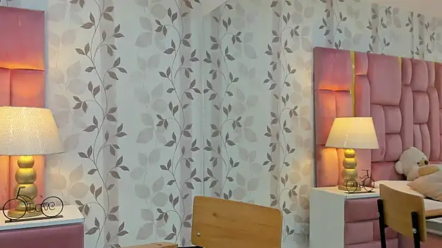 Snapshot of ArianaFranco chatting on 03.11.26 ArianaFranco online show from 03.11.26