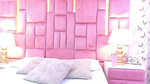 ArianaFranco online show from 04.28.26