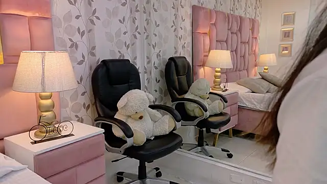ArianaFranco online show from 06.10.26