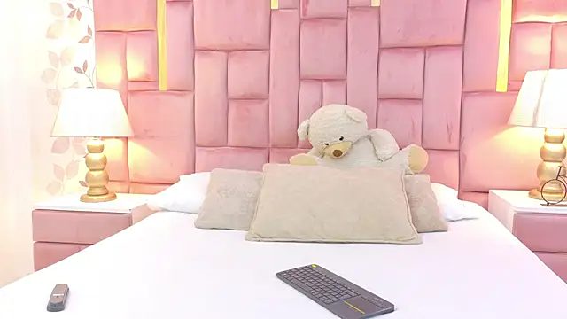 ArianaFranco online show from 06.11.26