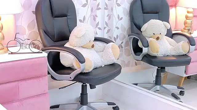ArianaFranco online show from 06.12.26
