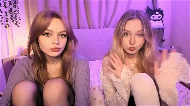 Snapshot of MiaRanki chatting on 10.04.25 MiaRanki online show from 10.04.25