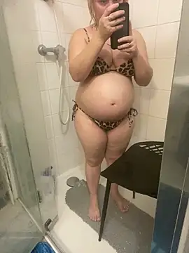 Princessemisse online show from 12.22.25