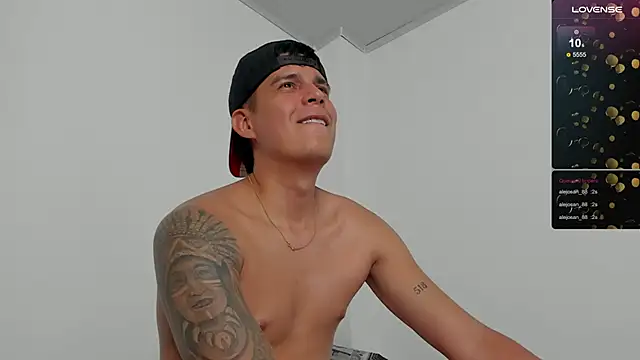 Snapshot of hugosan12 chatting on 03.07.25 hugosan12 online show from 03.07.25