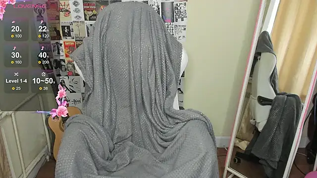 Snapshot of EvelinaLuu chatting on 03.20.26 EvelinaLuu online show from 03.20.26