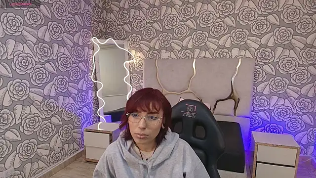 Snapshot of Issa_tay1 chatting on 10.13.25 Issa tay1 online show from 10.13.25