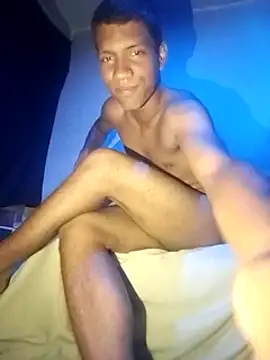 Snapshot of jr121221 chatting on 02.08.25 jr121221 online show from 02.08.25