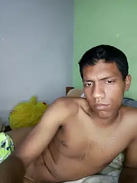 Snapshot of jr121221 chatting on 02.21.25 jr121221 online show from 02.21.25