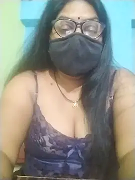 Snapshot of fuunalka chatting on 10.19.25 fuunalka online show from 10.19.25