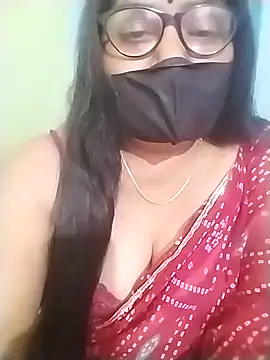 Snapshot of fuunalka chatting on 12.15.25 fuunalka online show from 12.15.25