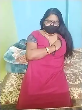 Snapshot of fuunalka chatting on 12.17.25 fuunalka online show from 12.17.25