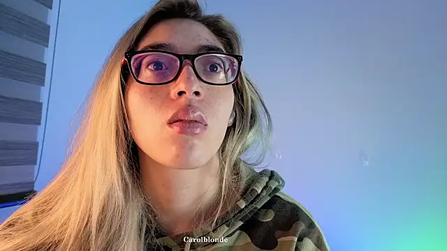 Carolblonde online show from 05.26.26