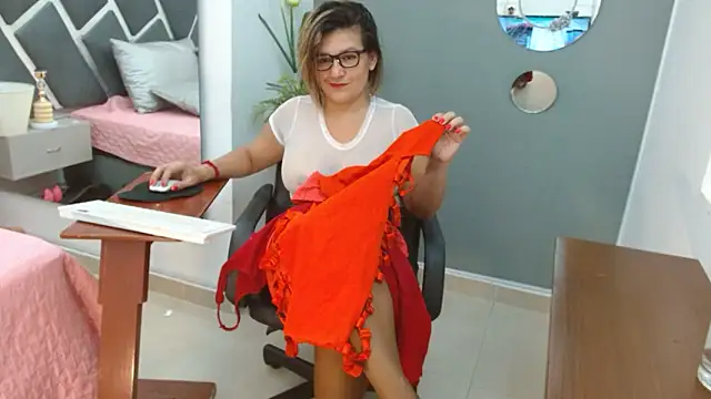 Snapshot of StephyJones1 chatting on 01.23.25 StephyJones1 online show from 01.23.25