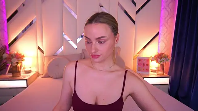 LindsieGreyy online show from 05.16.26