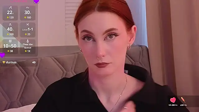 Snapshot of JoYung chatting on 03.06.25 JoYung online show from 03.06.25