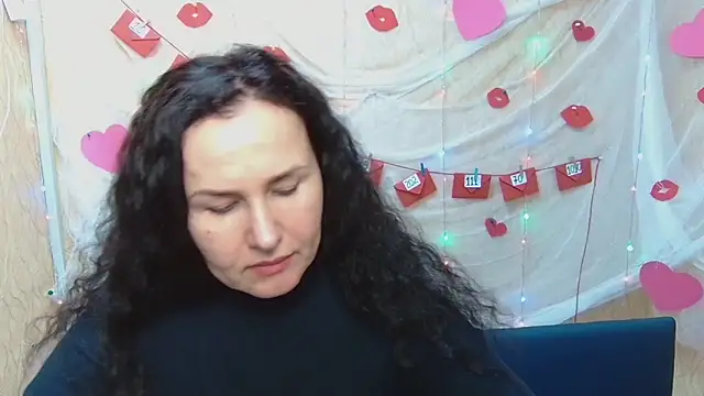 Snapshot of Miroslava_Happi chatting on 02.09.25 Miroslava Happi online show from 02.09.25