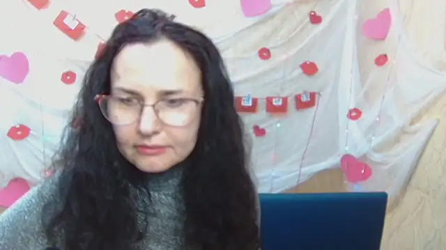 Snapshot of Miroslava_Happi chatting on 02.21.25 Miroslava Happi online show from 02.21.25